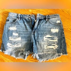 KanCan Jean shorts: size 28